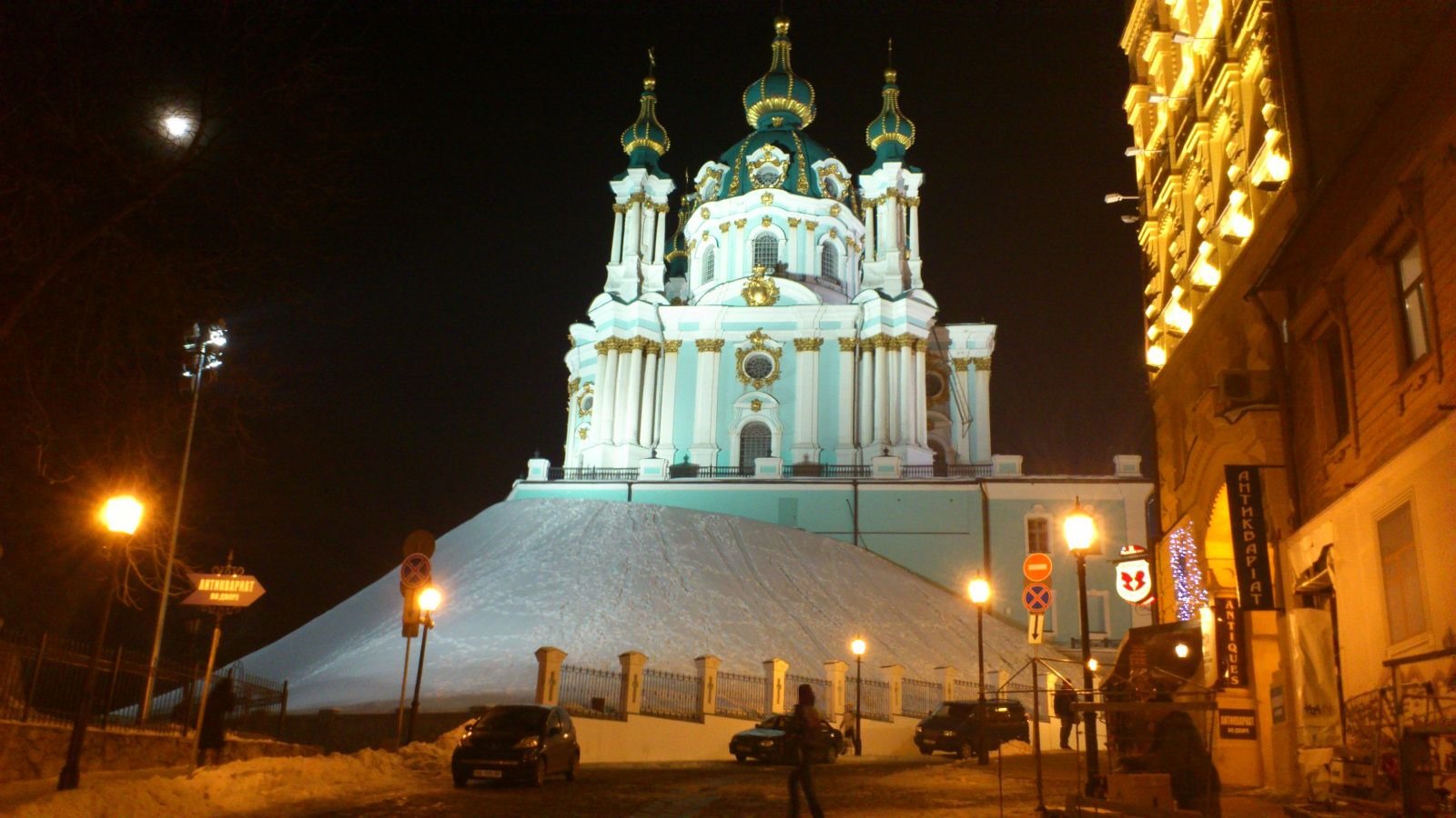 Андреевская Церковь в Киеве зима